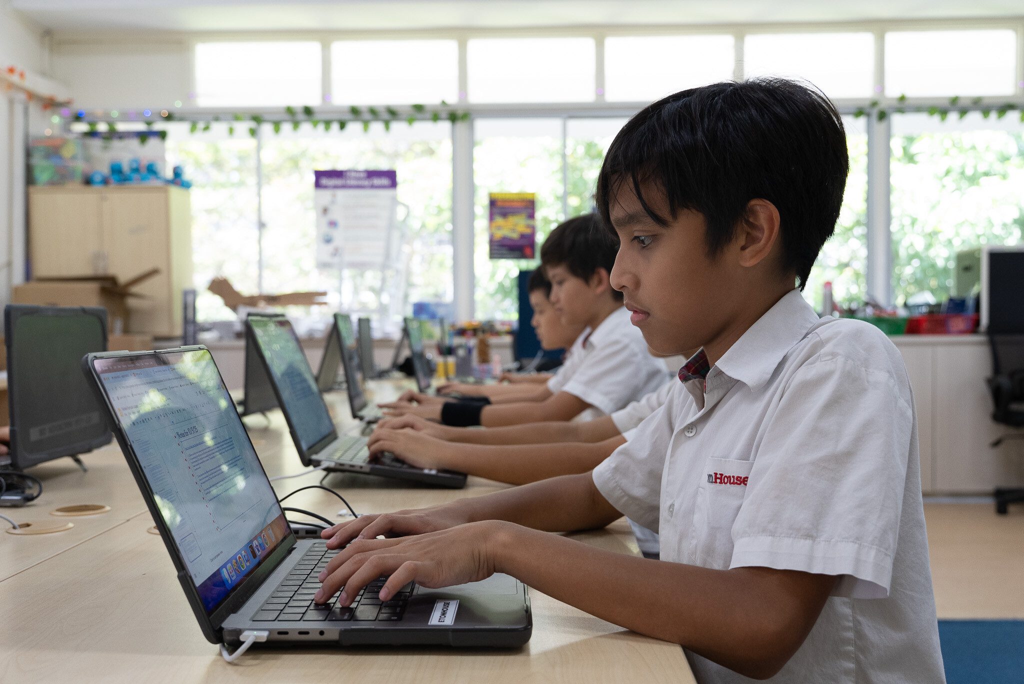 The Digital Dilemma: Finding Balance in Your Child’s Screen Time